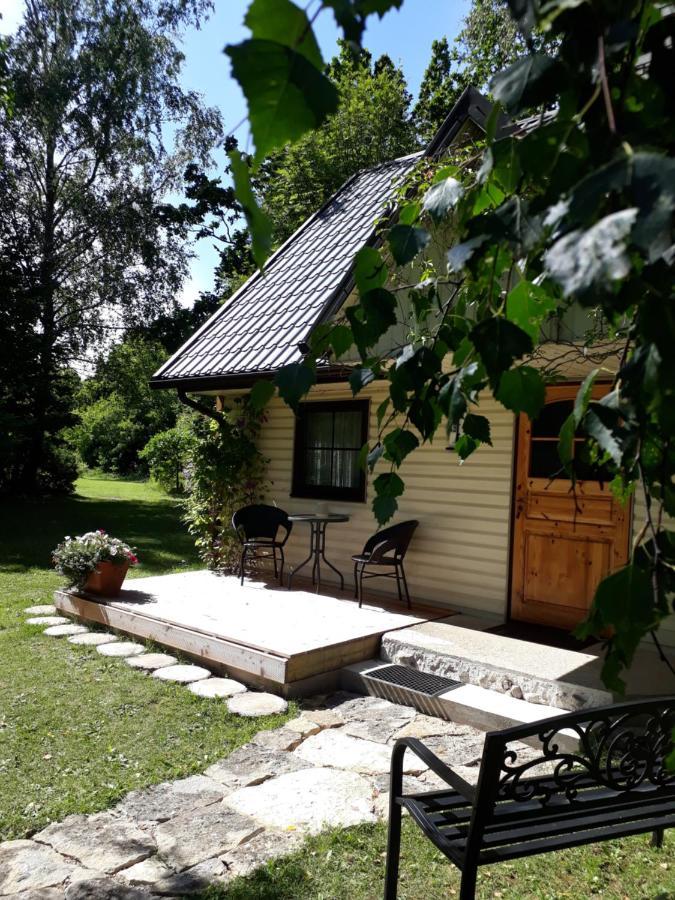 Tonise Holiday Houses Lilbi  Exteriér fotografie